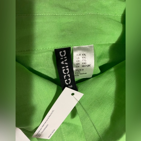 H&M pretty green button up shirt - Picture 8 of 8